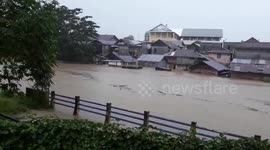 Many Area in Manado Flooded as Main Rivers Overflow