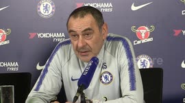 Sarri says he will not change, but Chelsea players must adapt