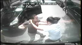 Motorist violently attacks female bus driver in China