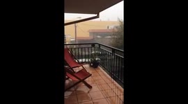 Huge storms lash Brisbane, Australia