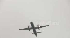 Plane struggles to take off in strong winds at Leeds Bradford Aiport