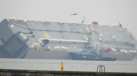 Hoegh Osaka cargo ship grounded in the solent
