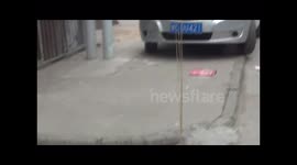 Dad UAV to send a gift to her daughter