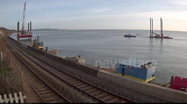 2nd rig joins the Dawlish sea wall rebuild.