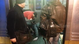 NYC Subway: Fight on a B train at Kings Highway