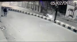 Motorcycle riders escape death as Bull ramps motorcycle in India.