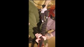 Guitarist turns right hand into dancing Michael Jackson puppet as he plays