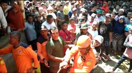 DRAMATIC EVACUATION OF TWO DEEP PEOPLE IN WELL