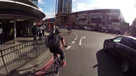 Driver tries to cut across cyclist at Elephant and Castle