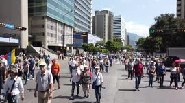 Thousands March in support of Juan Guaido