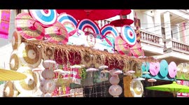Magical scenes from the Thai umbrella festival (with music)