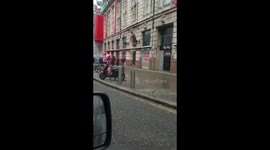 PSG are in town I think #Manutd #MANPSG #PSG #MUFC #MUFCPSG https://t.co/ZJfgWlkh6z