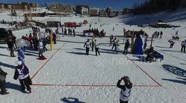 snow volley