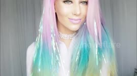 Styling hack shows how to give your hair true shiny streaks