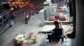 Incredibly lucky man dodges bullet after trigger-happy criminals shoot at him