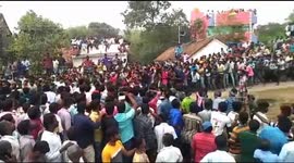 Terrifying scene as bull smashes through crowd at Indian festival
