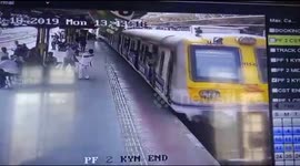 Terrifying moment women Mirclously survives by sleeping in middle of the running train in India.