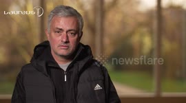 Jose Mourinho pays fantastic tribute to 'sweet enemy' Arsene Wenger