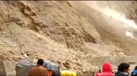 Spectacular landslide captured in Indian-controlled Kashmir