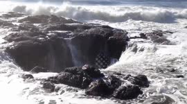 Churning seas at Cape Perpetua, Oregon, USA
