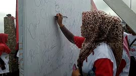 Students and Students Sign the Millennial Anti-Narcotics Declaration