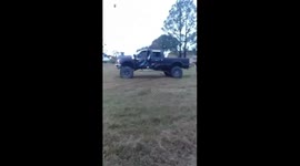 Sons V10 Powered F350 rescuing stuck truck