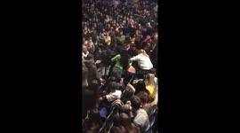 Interesting crowd at @PostMalone today at the @TheO2 ???? #fight #mma https://t.co/quXsVEkFCB