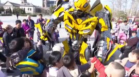 Transformer fan dresses up in 9ft Bumblebee costume in China’s Shandong