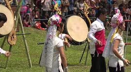 Long neck hill tribe people dance at elephant festival