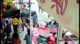 Hotel owner deliberately plunges car into shop to shut down loud stereo