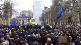 David Lammy MP rouses a huge crowd at the People’s Vote Rally in London