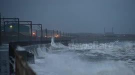 Storm Surge 15/01/15 Train line waves - Passing Train - Stevenson