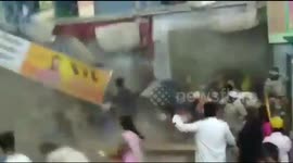 Watch - Many people injured during a boundry wall collapse in Ananthpur