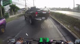 Dashcam shows moment motorcyclist smacks into rear of pickup truck