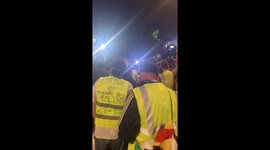 Kicking of at the yellow vest Brexit protest