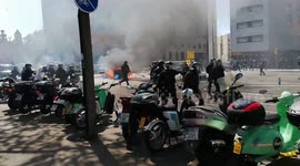 Catalan police clash with anti-fascist demonstrators in Barcelona