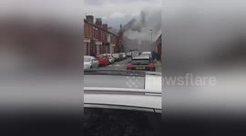 Newsflare Edit - Fire breaks out on upper floor of home in Liverpool 5th April