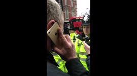Yellow vest assaulted