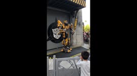 Transformer Bumblebee entertains baby