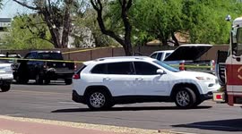 Woman dies and 4 injured after shootout with US immigration enforcement