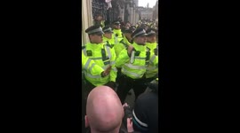 Tension in Westminster as yellow vests clash with police wielding batons