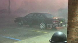Storm lashes Jackson, Mississippi