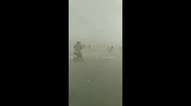 Motorists struggle to see as sandstorm descends on Karachi, Pakistan