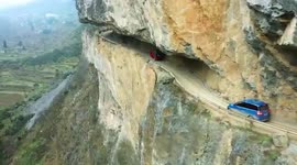 Amazing tunnel roads carved through Chinese cliffside in Guizhou