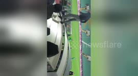 Newsflare Edit - Levski fans are mad! Crazy scenes at the end ???? #levski #ludogorets @FCLevski  - @Ludogorets1945 0-2 https://t.co/NsggOqgapt
