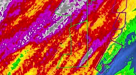 Radar showing flooding rain and tornado warnings as thunderstorms and tornadoes cross Mississipi
