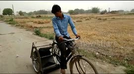 Indian high schooler designs machine to pick up street rubbish out of scrap