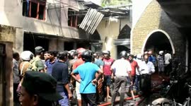 Footage shows aftermath of deadly church blast in Sri Lanka's Batticaloa
