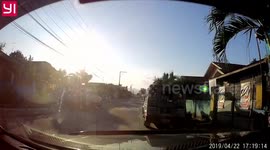 Dashcam footage shows vehicles shaking as earthquake hits the Philippines