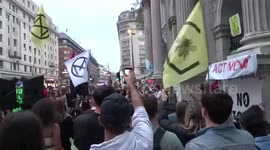 Marble Arch vibes at Extinction Rebellion occupation on Easter Monday - Power to the People